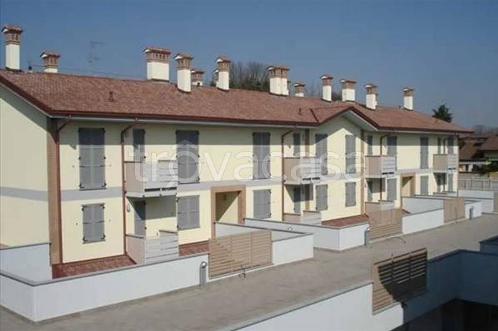 appartamento in vendita ad Ossona