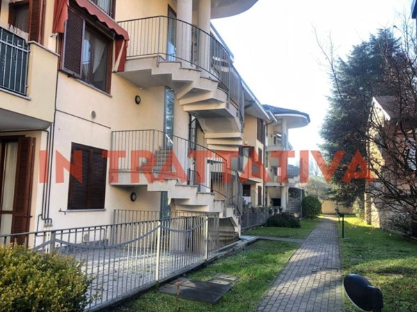 appartamento in vendita ad Ossona