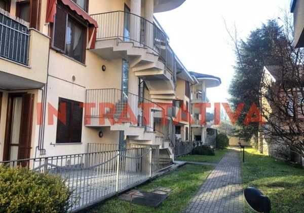 appartamento in vendita ad Ossona