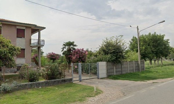 terreno edificabile in vendita ad Ossona