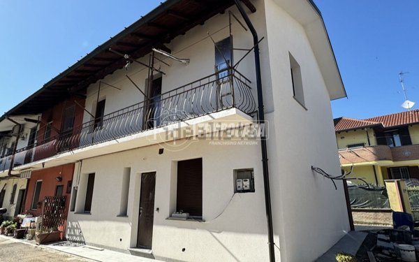 appartamento in vendita ad Ossona