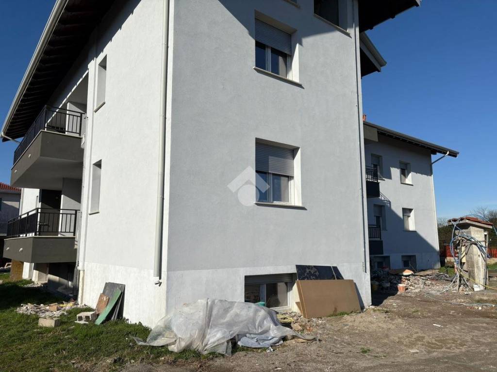 appartamento in vendita ad Ossona