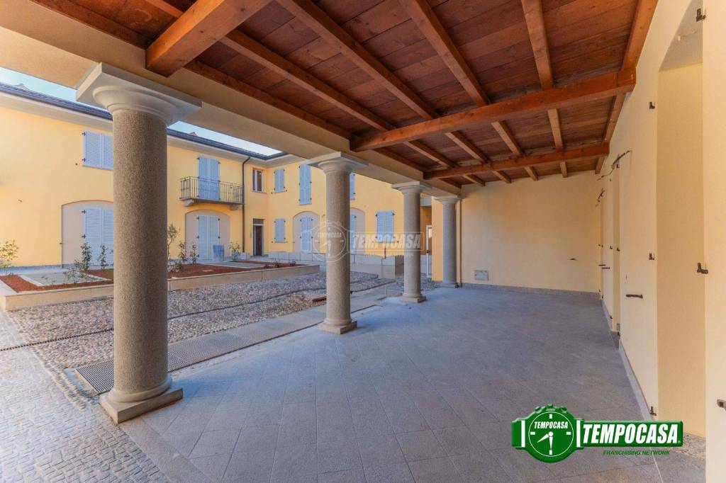 appartamento in vendita ad Ossona