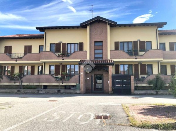 appartamento in vendita ad Ossona
