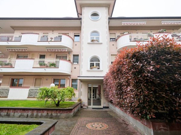 appartamento in vendita ad Ossona