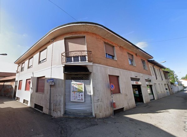 negozio in vendita ad Ossona