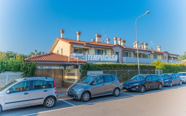 appartamento in vendita ad Ossona