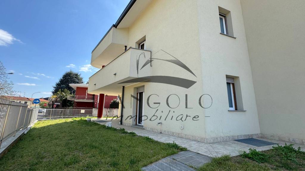 appartamento in vendita ad Ossona