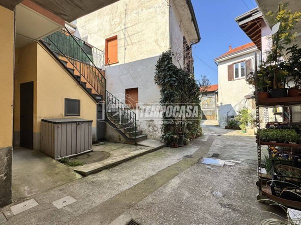 appartamento in vendita ad Ossona