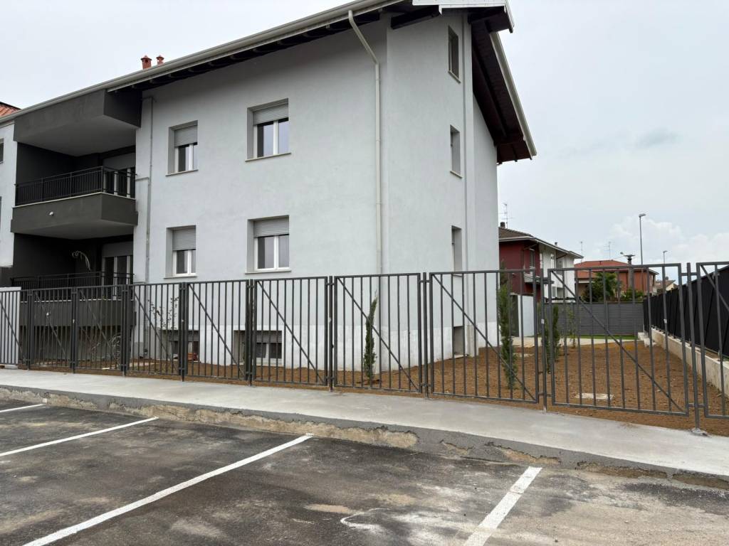 appartamento in vendita ad Ossona