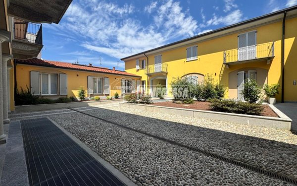 appartamento in vendita ad Ossona