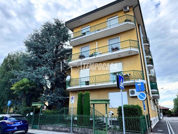 appartamento in vendita ad Ossona