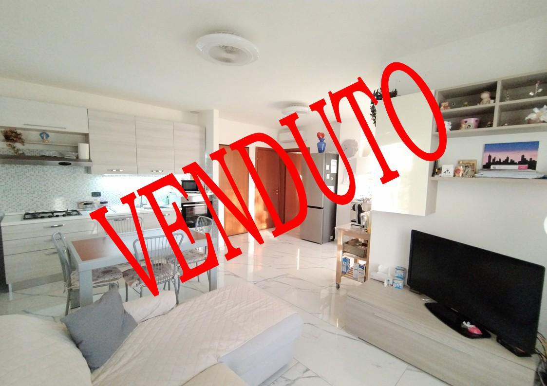 appartamento in vendita ad Ossona