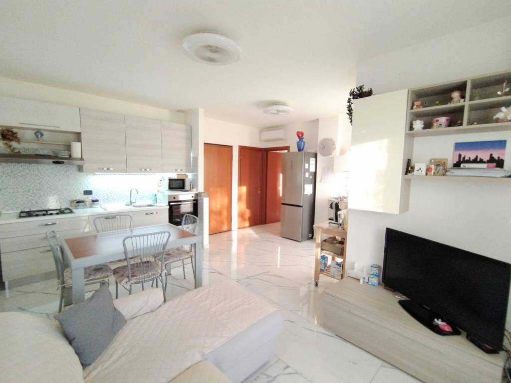 appartamento in vendita ad Ossona