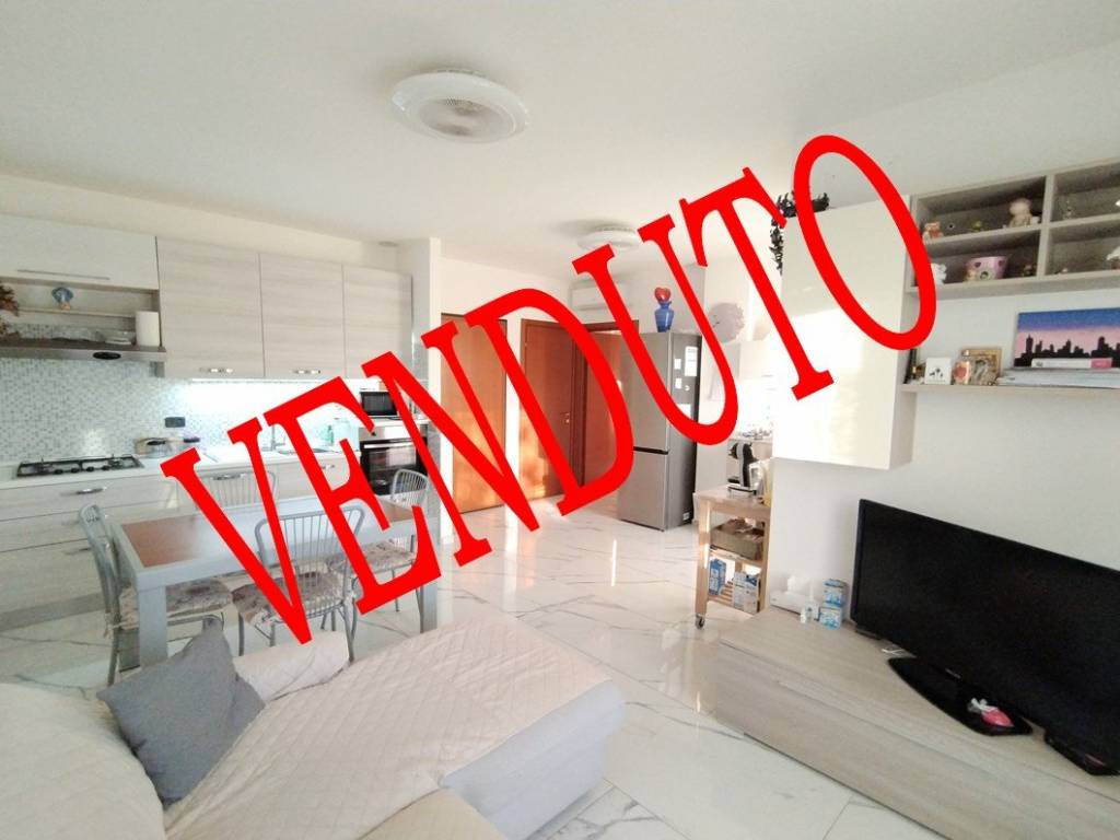 appartamento in vendita ad Ossona