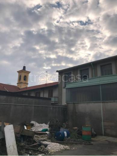 terreno edificabile in vendita ad Ossona