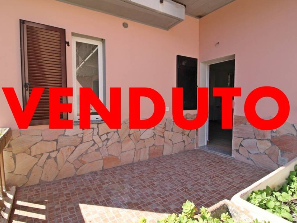 appartamento in vendita ad Ossona