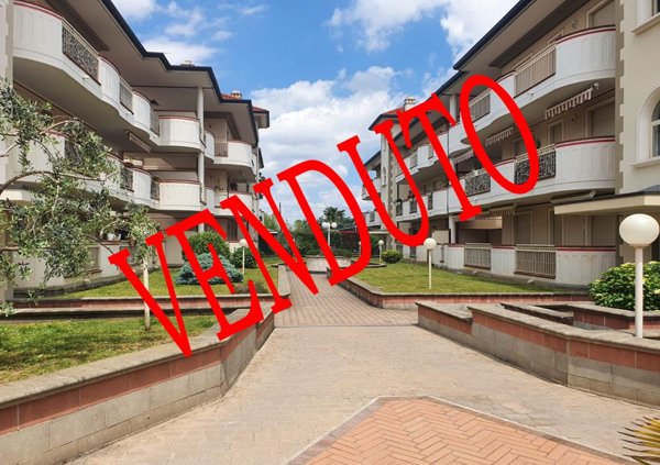 appartamento in vendita ad Ossona