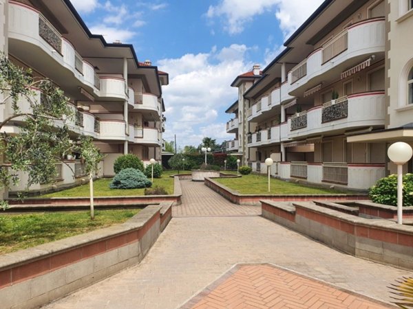 appartamento in vendita ad Ossona