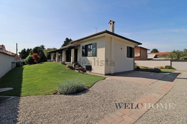 appartamento in vendita ad Ossona