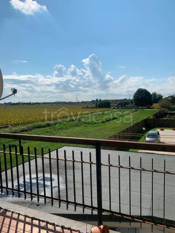 appartamento in vendita ad Ossona