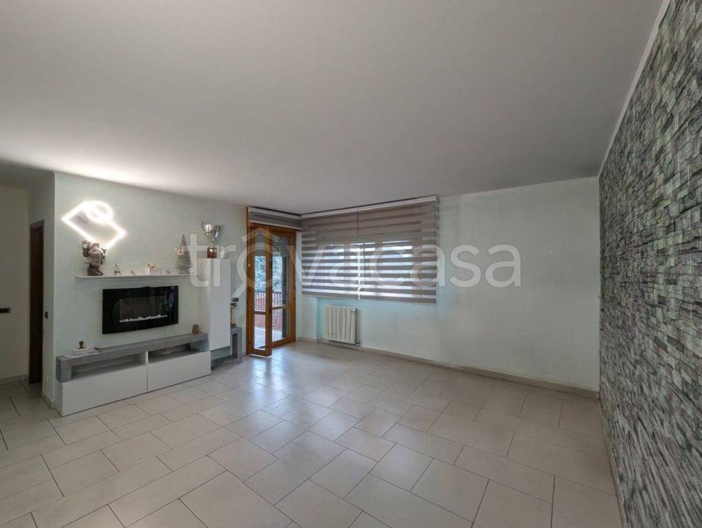 appartamento in vendita ad Ossona