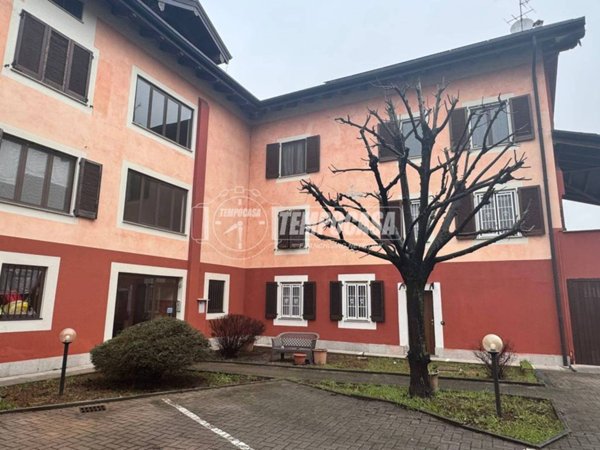 appartamento in vendita ad Ossona