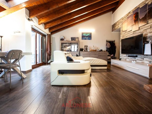 appartamento in vendita ad Ossona