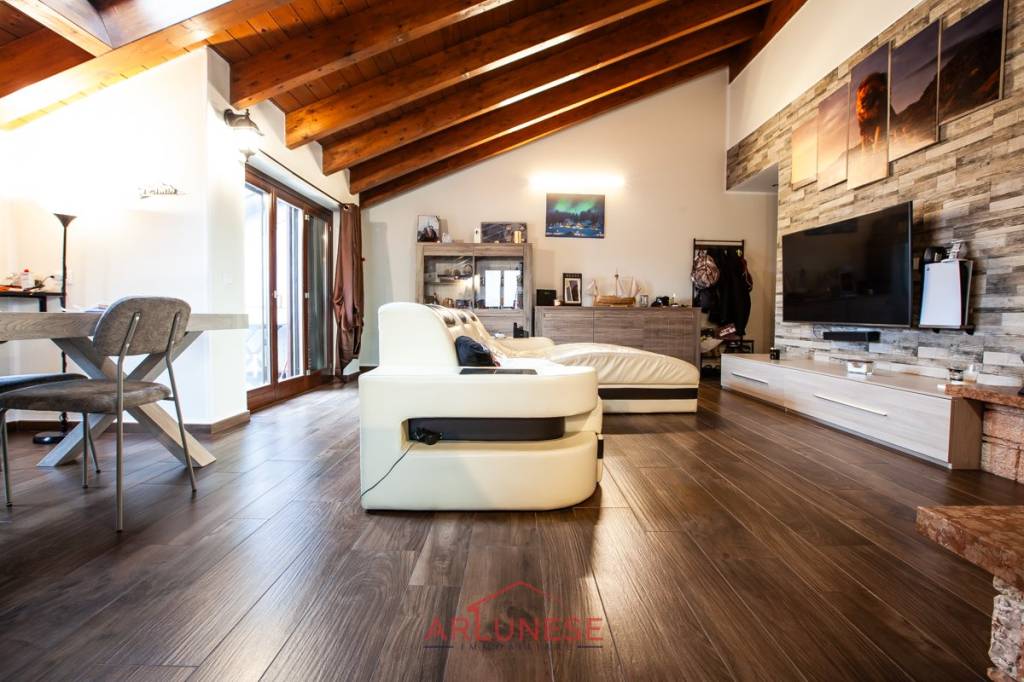 appartamento in vendita ad Ossona