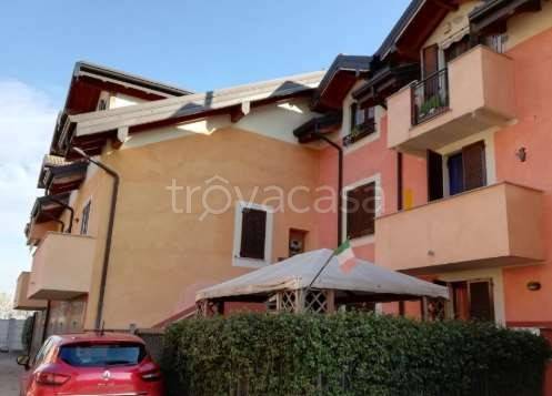 appartamento in vendita ad Ossona