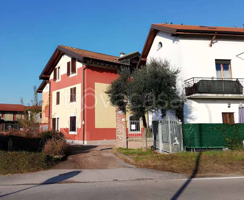 appartamento in vendita ad Ossona