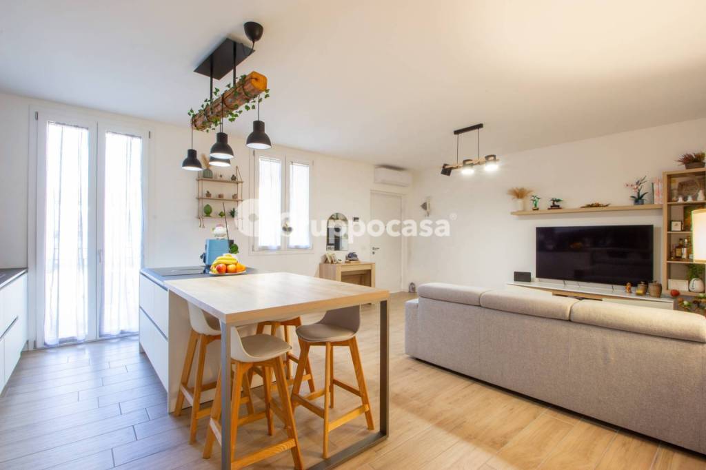 appartamento in vendita ad Ossona