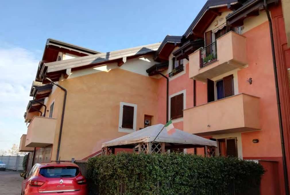 appartamento in vendita ad Ossona