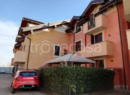 appartamento in vendita ad Ossona