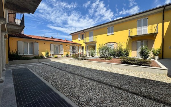 appartamento in vendita ad Ossona