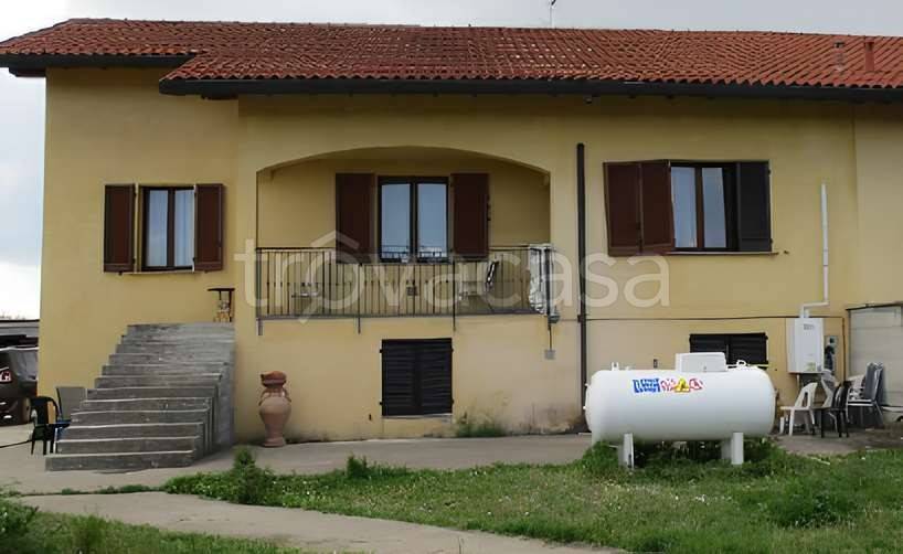 appartamento in vendita ad Ossona