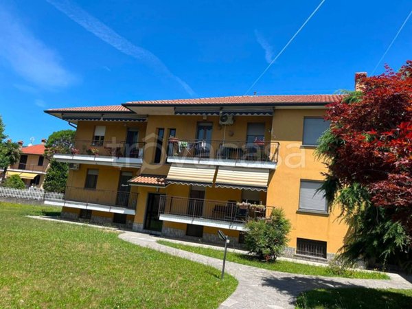 appartamento in vendita ad Ossona in zona Asmonte