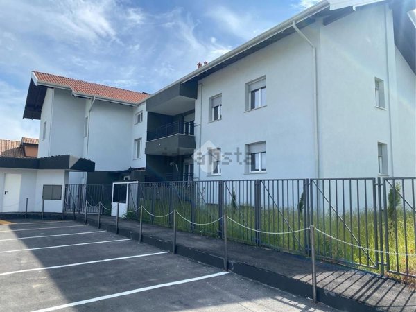 appartamento in vendita ad Ossona in zona Asmonte