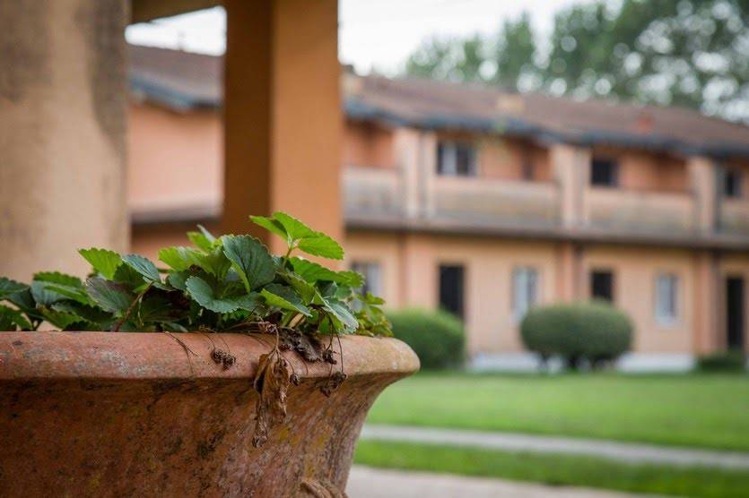 intera palazzina in vendita ad Ozzero