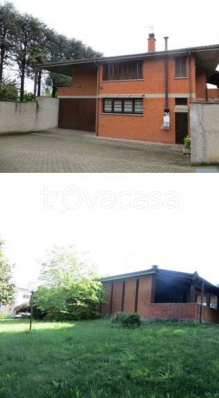 casa indipendente in vendita ad Ozzero