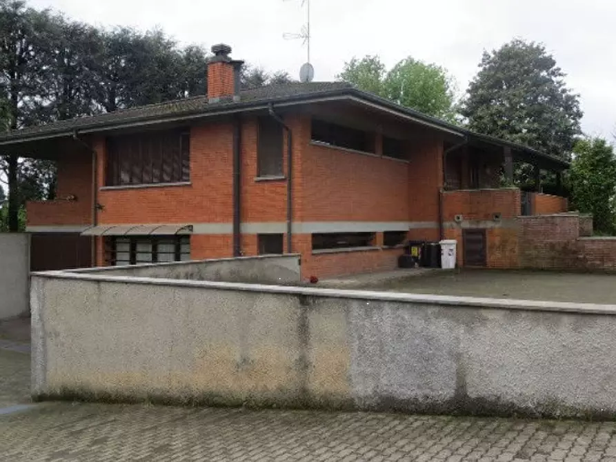 casa indipendente in vendita ad Ozzero