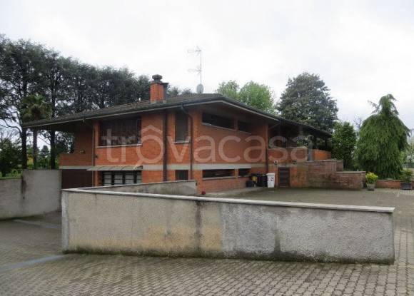 terreno edificabile in vendita ad Ozzero