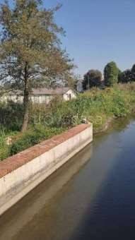 casale in vendita ad Ozzero