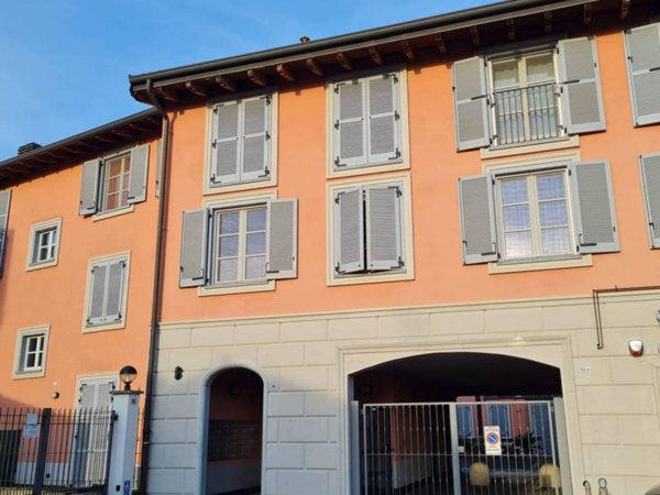 appartamento in vendita ad Ozzero