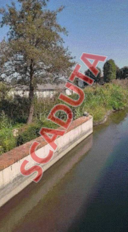 casale in vendita ad Ozzero