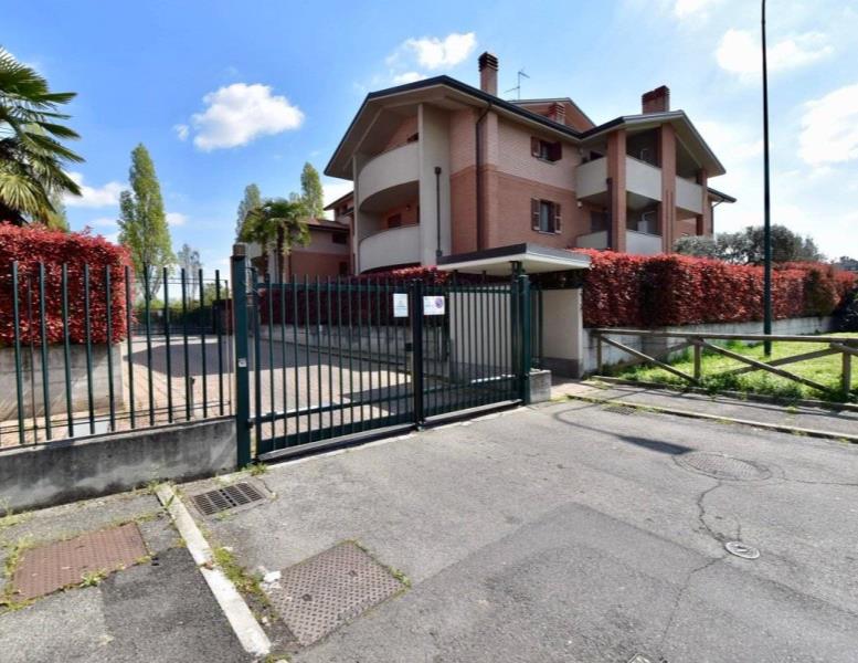 appartamento in vendita a Paderno Dugnano in zona Incirano