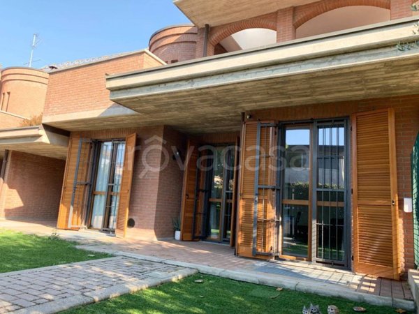 casa indipendente in vendita a Paderno Dugnano in zona Palazzolo Milanese