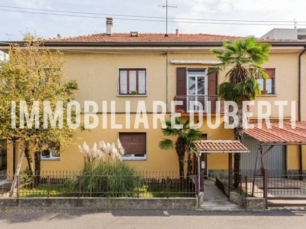 casa indipendente in vendita a Paderno Dugnano in zona Cassina Amata