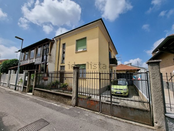 appartamento in vendita a Paderno Dugnano in zona Calderara