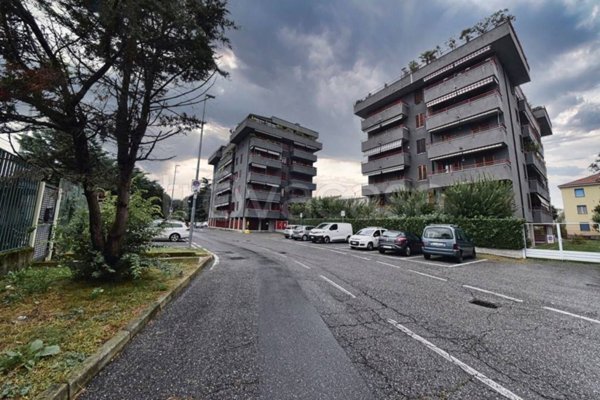 appartamento in vendita a Paderno Dugnano in zona Cassina Amata